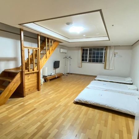 อาร์บอน รีสอร์ต Hotel เมืองเชจู ภายนอก รูปภาพ