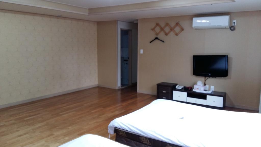 อาร์บอน รีสอร์ต Hotel เมืองเชจู ภายนอก รูปภาพ