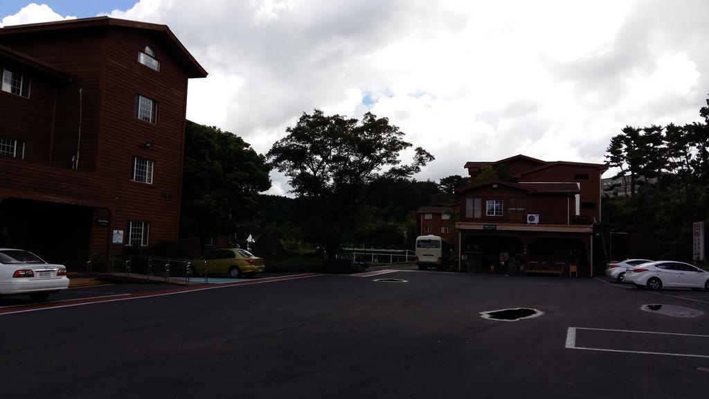 อาร์บอน รีสอร์ต Hotel เมืองเชจู ภายนอก รูปภาพ